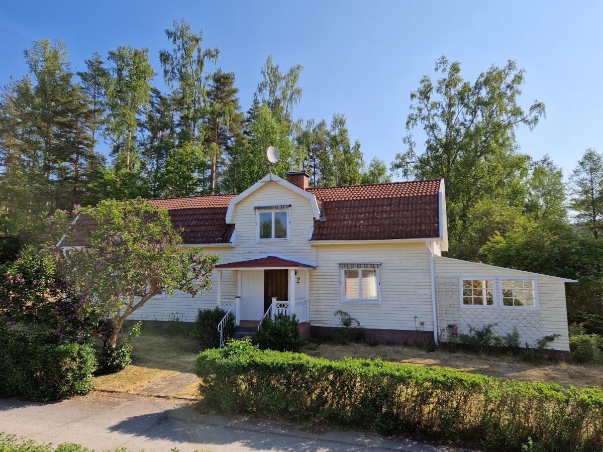 Ferienhaus In Loenneberga Exterior photo